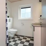 Six-bedroom In