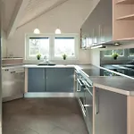 Six-bedroom In Dom wakacyjny *